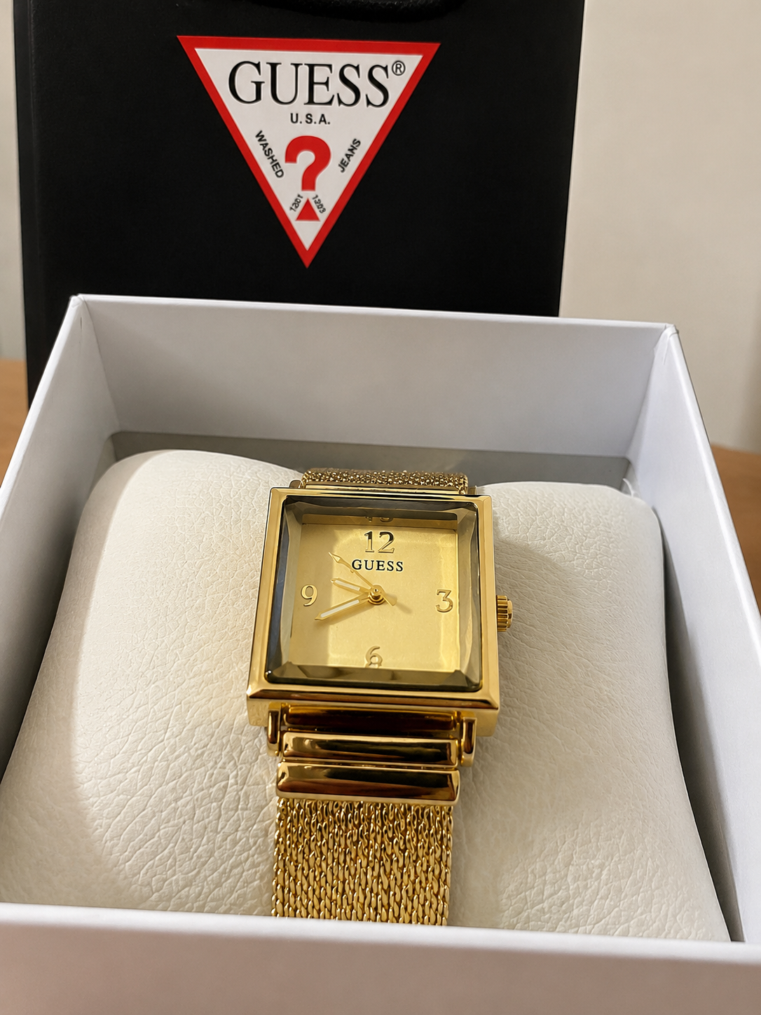 Guess watch💛
